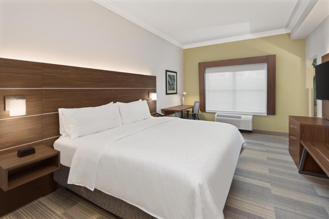 Holiday Inn Express Hotel & Suites Byron By Ihg Buitenkant foto