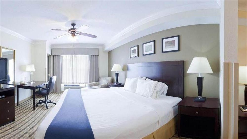 Holiday Inn Express Hotel & Suites Byron By Ihg Buitenkant foto